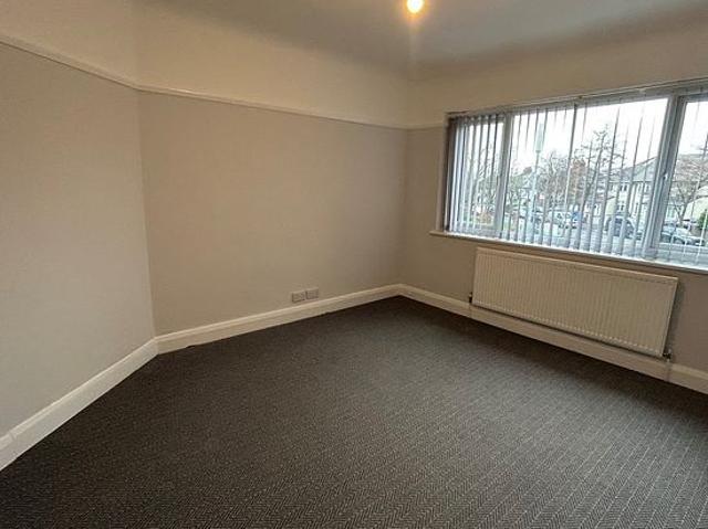 Apartment for rent in Calderstones