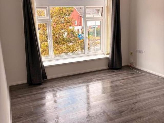 Apartment for rent in Calderstones