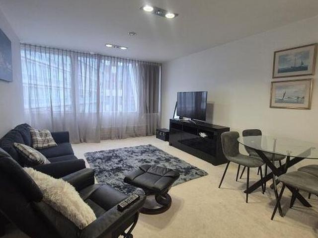 Apartment for rent in City Centre, Calderstones