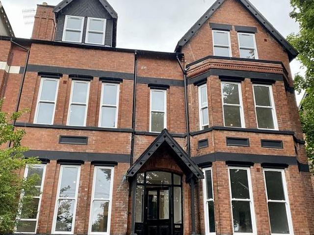 Apartment for rent in Calderstones