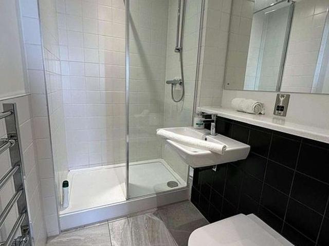 Apartment for rent in Calderstones