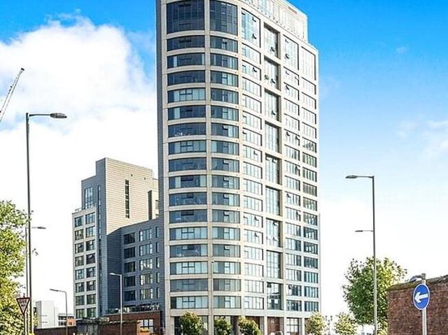 Apartment for rent in Calderstones