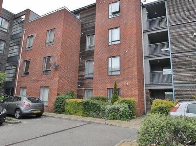 Apartment for rent in Garston, Calderstones