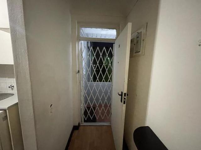 Flat for sale in Cape Town, Western Cape