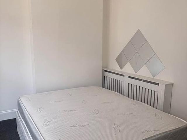 Apartment for rent in Charlton, Greater London