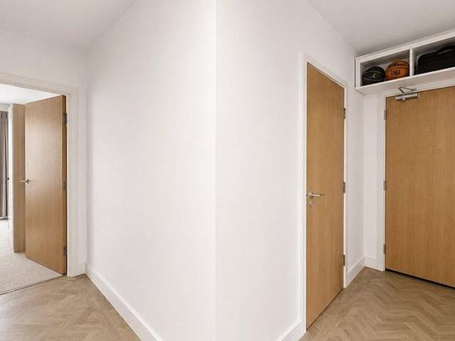 Apartment for rent in Colindale, Greater London