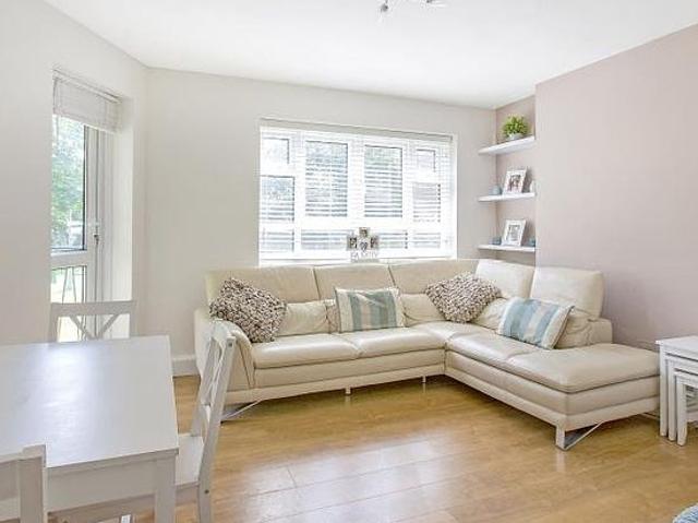 Apartment for rent in Putney, Greater London