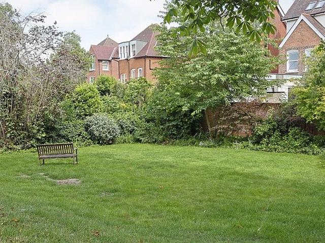 Apartment for rent in Putney, Greater London