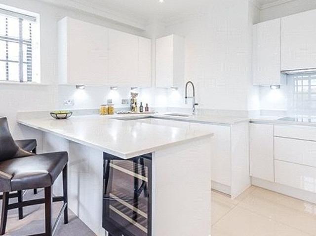 Apartment for rent in Hammersmith, Greater London