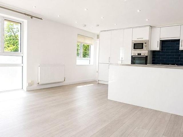 Apartment for rent in London Borough of Croydon, South Norwood