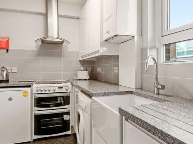 Apartment for rent in Kennington, Greater London