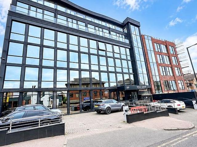 Apartment for rent in London Borough of Enfield, Greater London