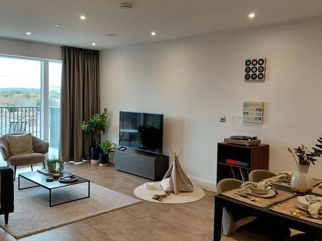 Apartment for rent in Colindale, Greater London