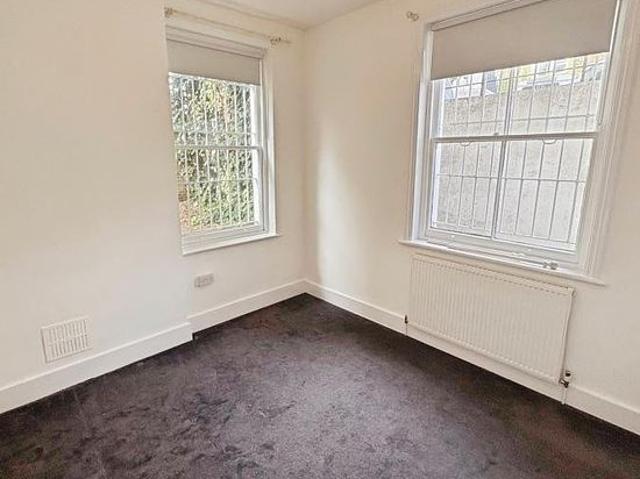 Apartment for rent in London Borough of Hammersmith and Fulham, Greater London