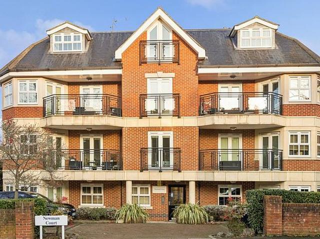 Apartment for rent in London Borough of Ealing, Perivale