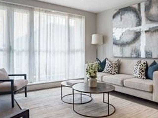 Apartment for rent in London Borough of Hounslow, Strand