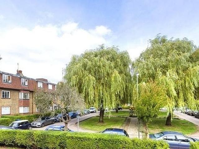 Apartment for rent in London Borough of Barnet, Greater London