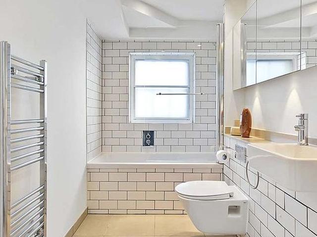 Apartment for rent in Soho, Greater London