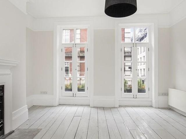 Apartment for rent in Soho, Greater London