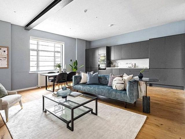 Apartment for rent in Battersea, Greater London