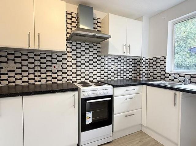Apartment for rent in Lower Edmonton, Edmonton