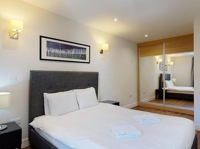 Apartment for rent in St. George in the East, Greater London