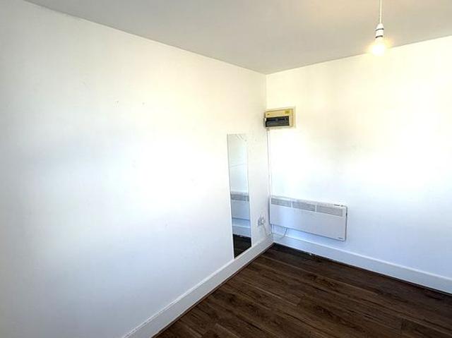 Apartment for rent in London Borough of Croydon, Selhurst