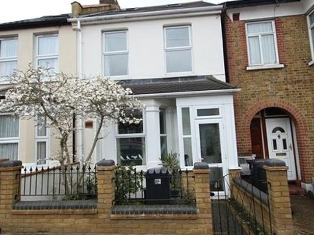 Apartment for rent in London Borough of Croydon, Greater London