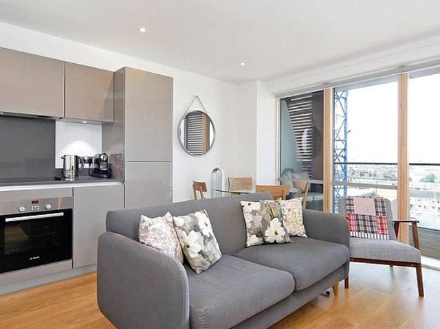 Apartment for rent in Bromley-by-Bow, Poplar Grove