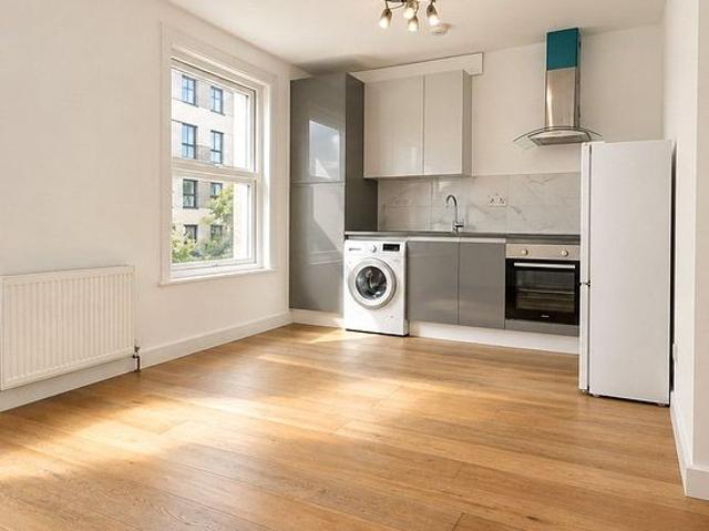 Apartment for rent in London Borough of Croydon, Greater London