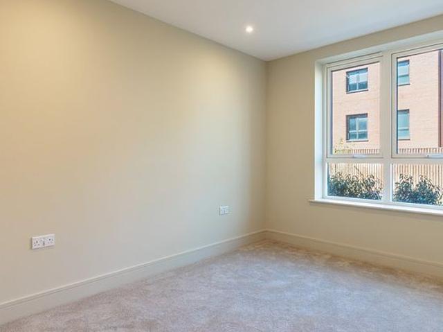 Apartment for rent in Springfield Village, Greater London
