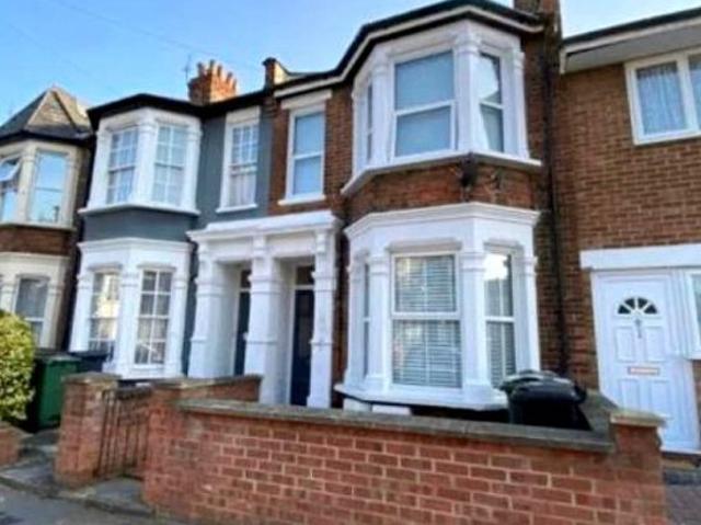 Apartment for rent in Higham Hill, Greater London