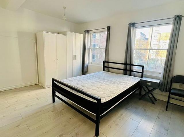 Apartment for rent in Finsbury, Greater London