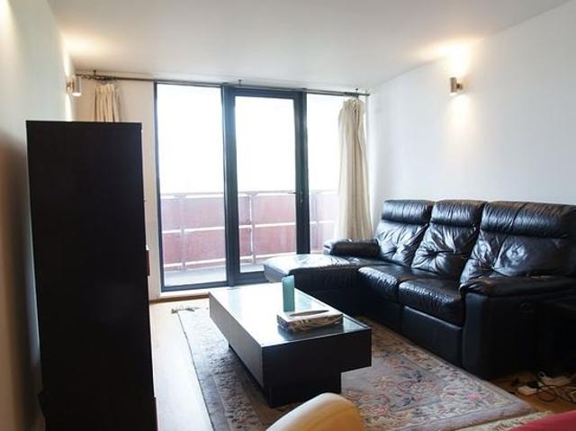 Apartment for rent in North Kensington, Greater London