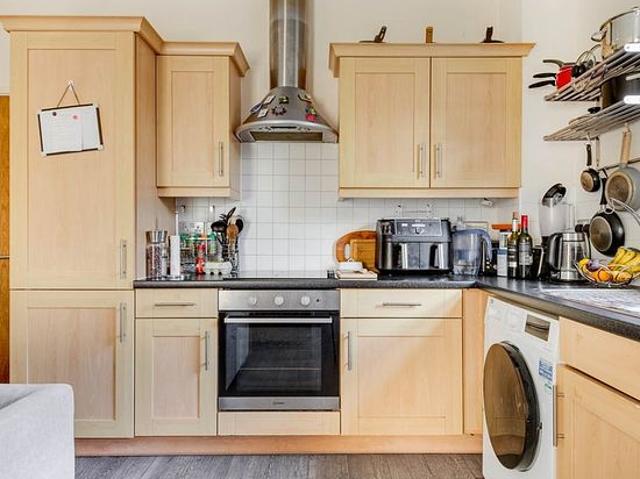 Apartment for rent in London Borough of Merton, Greater London