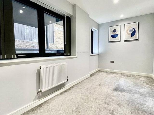 Apartment for rent in Colindale, Isle Of Man
