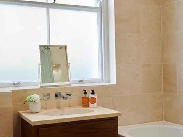 Apartment for rent in Bayswater, Greater London