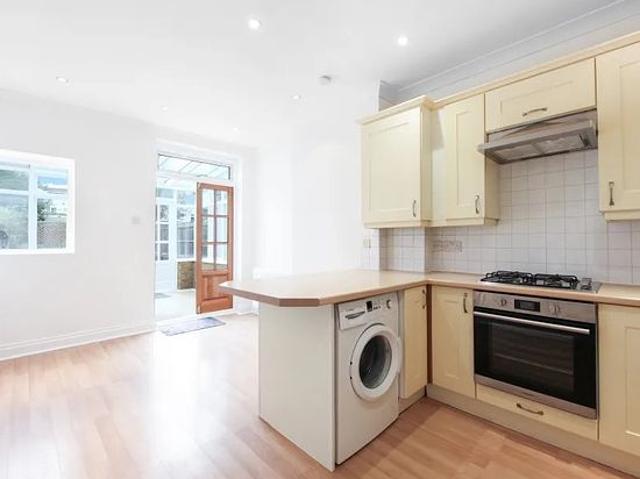 Apartment for rent in Golders Green, Greater London