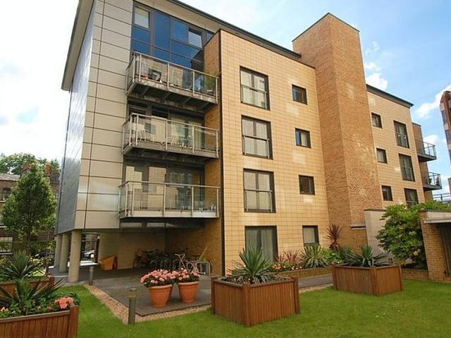 Apartment for rent in London Borough of Southwark, Greater London