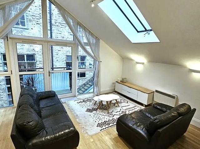Apartment for rent in Finsbury, Greater London
