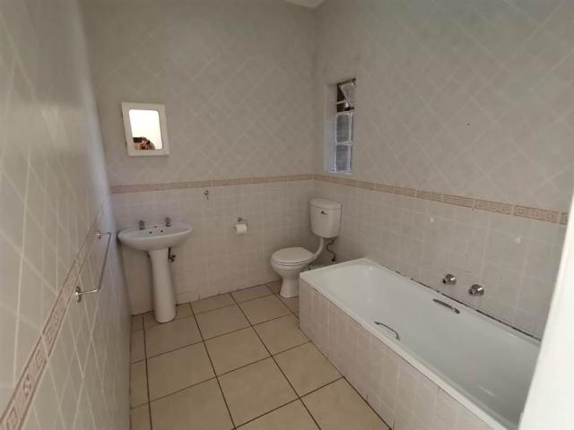 Flat for sale in Ekurhuleni, Gauteng