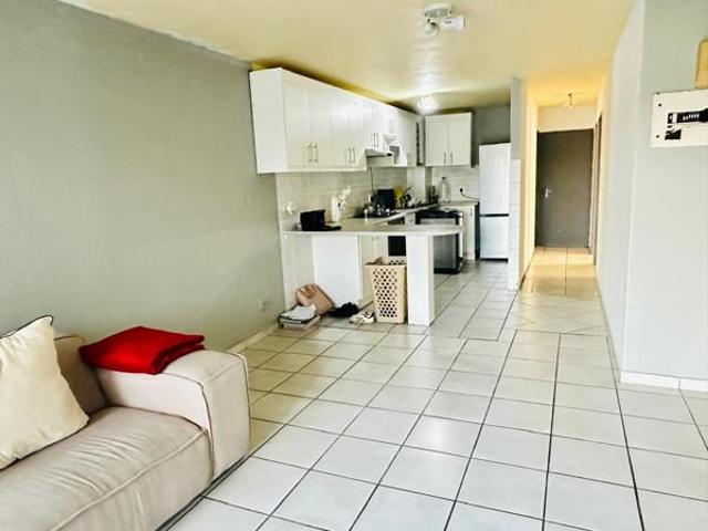 Flat for sale in UMhlathuze Municipality, Kwazulu-natal