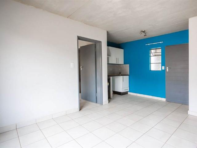 Flat for rent in Westonaria, Gauteng