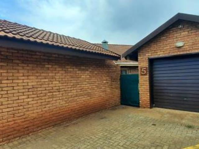 Flat for sale in Naboomspruit, Limpopo