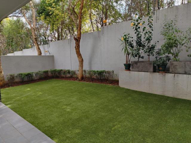 Flat for sale in Sandton, Morningside