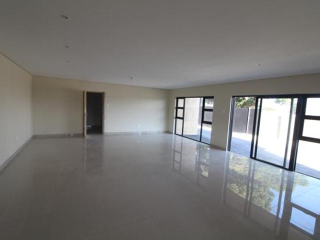 Flat for rent in Seaview, Kwazulu-natal