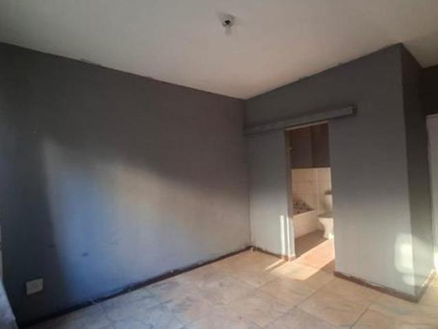 Flat for sale in Ehlanzeni, Mpumalanga