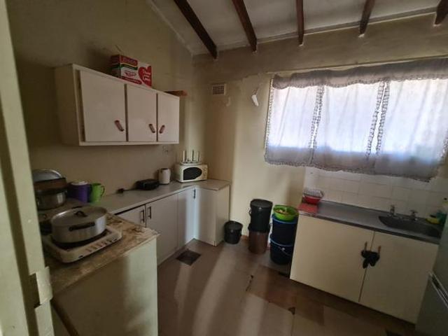 Flat for rent in Seaview, Kwazulu-natal