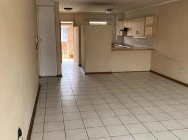 Flat for rent in Ekurhuleni, Gauteng