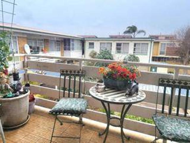 Flat for sale in Ekurhuleni, Gauteng